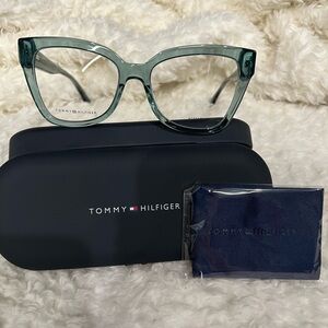 Tommy Hilfiger Blue Glasses